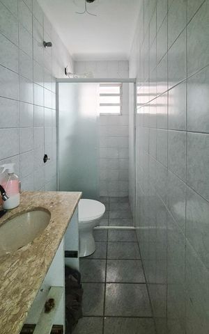 Casa para alugar com 300m², 3 quartos e 2 vagas Casa para alugar com 300m², 3 quartos e 2 vagasBanheiro Social 1
