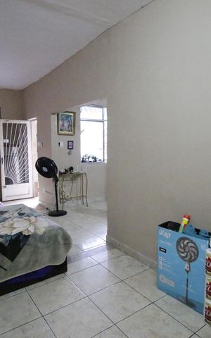 Casa para alugar com 490m², 2 quartos e 2 vagasSala