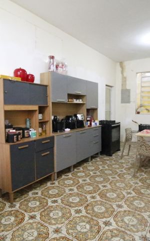 Casa para alugar com 490m², 2 quartos e 2 vagasCozinha