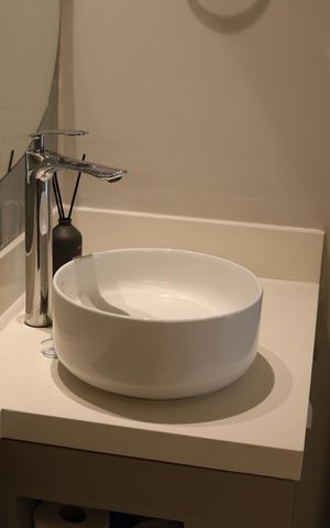 Apartamento à venda com 89m², 2 quartos e 2 vagas Apartamento à venda com 89m², 2 quartos e 2 vagasBanheiro da Suíte