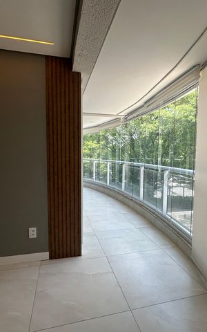 Apartamento à venda com 89m², 2 quartos e 2 vagas Apartamento à venda com 89m², 2 quartos e 2 vagasVaranda da Sala