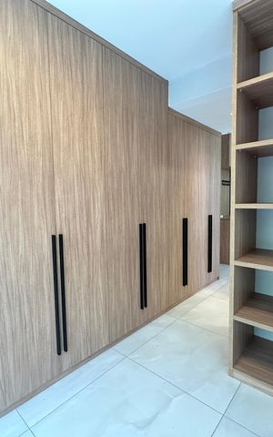 Apartamento à venda com 89m², 2 quartos e 2 vagas Apartamento à venda com 89m², 2 quartos e 2 vagasCloset da suíte