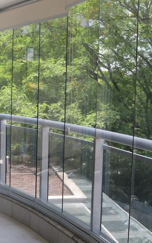 Apartamento à venda com 89m², 2 quartos e 2 vagas Apartamento à venda com 89m², 2 quartos e 2 vagasVaranda