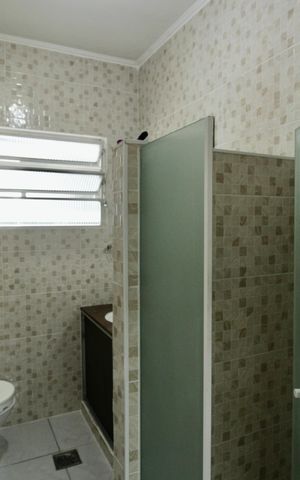 Casa para alugar com 98m², 3 quartos e 2 vagasBanheiro