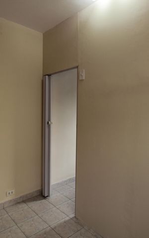 Casa para alugar com 98m², 3 quartos e 2 vagas3