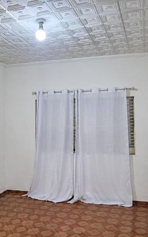 Casa para alugar com 75m², 2 quartos e 1 vaga Casa para alugar com 75m², 2 quartos e 1 vagaSala