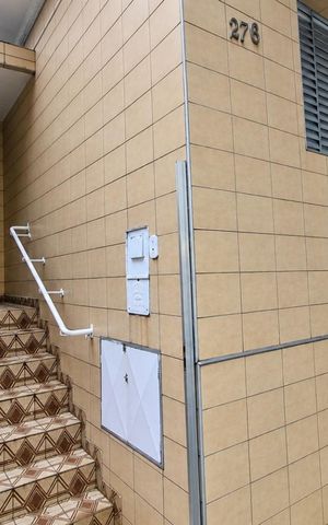 Casa para alugar com 75m², 2 quartos e 1 vaga Casa para alugar com 75m², 2 quartos e 1 vagaFachada