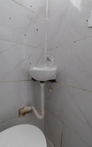 Casa de condomínio para alugar com 38m², 1 quarto e 1 vaga Casa de condomínio para alugar com 38m², 1 quarto e 1 vagaBanheiro