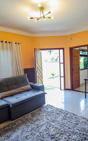 Casa à venda com 270m², 3 quartos e 9 vagasSala