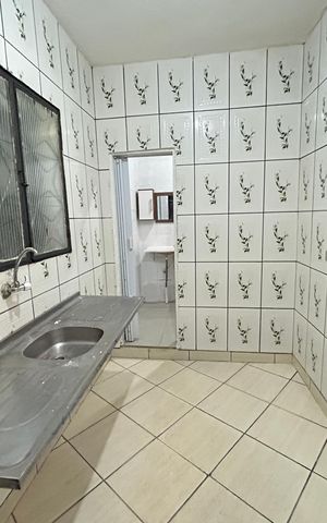 Casa para alugar com 100m², 2 quartos e sem vagaCozinha
