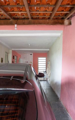 Casa à venda com 157m², 4 quartos e 2 vagasGaragem