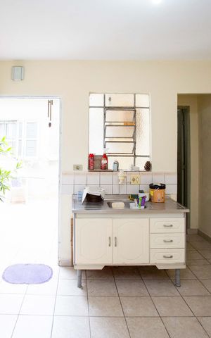 Casa à venda com 157m², 4 quartos e 2 vagasCasa 2 - Cozinha