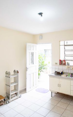 Casa à venda com 157m², 4 quartos e 2 vagasCasa 2 - Cozinha