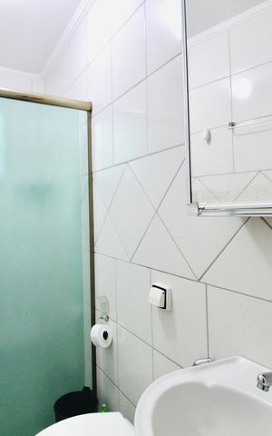 Casa para alugar com 260m², 6 quartos e 4 vagasBanheiro 3