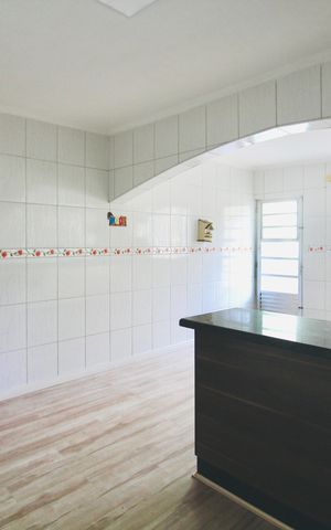 Casa para alugar com 260m², 6 quartos e 4 vagasCozinha