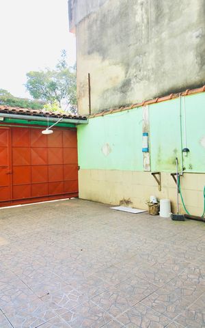 Casa para alugar com 260m², 6 quartos e 4 vagasQuintal