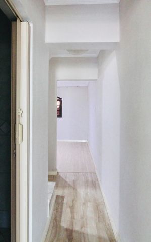 Casa para alugar com 260m², 6 quartos e 4 vagasCorredor