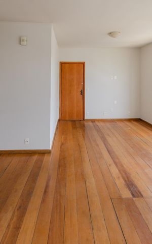 Apartamento à venda com 91m², 3 quartos e 1 vaga Apartamento à venda com 91m², 3 quartos e 1 vagaSala