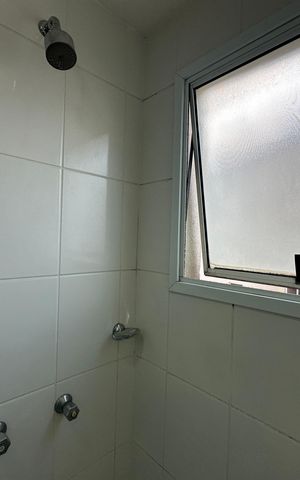 Apartamento para alugar com 61m², 2 quartos e 1 vaga Apartamento para alugar com 61m², 2 quartos e 1 vagaBanheiro da Suíte