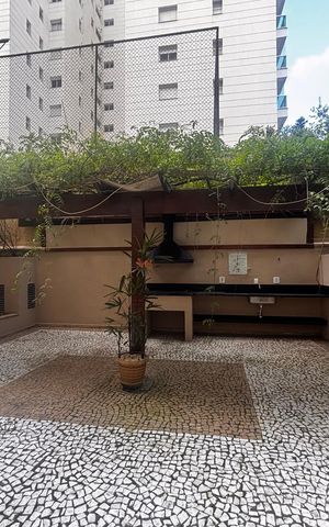 Apartamento à venda com 118m², 3 quartos e 2 vagas Apartamento à venda com 118m², 3 quartos e 2 vagasÁrea comum - Churrasqueira