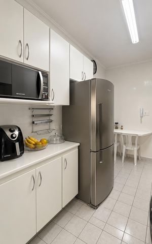 Apartamento à venda com 118m², 3 quartos e 2 vagas Apartamento à venda com 118m², 3 quartos e 2 vagasCozinha