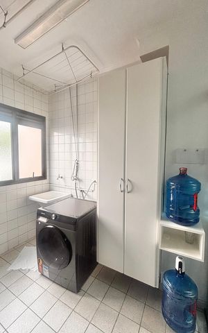 Apartamento à venda com 118m², 3 quartos e 2 vagas Apartamento à venda com 118m², 3 quartos e 2 vagasLavanderia