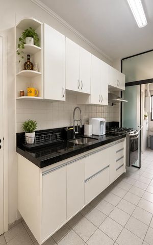 Apartamento à venda com 118m², 3 quartos e 2 vagas Apartamento à venda com 118m², 3 quartos e 2 vagasCozinha