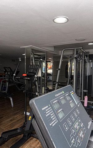 Apartamento à venda com 52m², 2 quartos e 1 vaga Apartamento à venda com 52m², 2 quartos e 1 vagaacademia_4