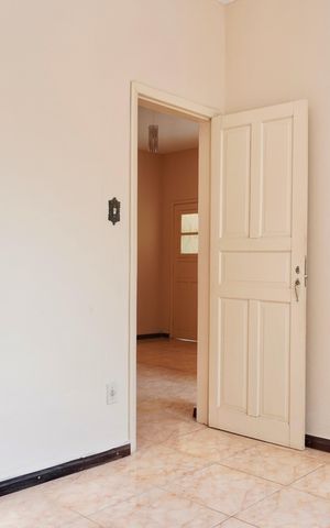Casa à venda com 360m², 4 quartos e 1 vaga Casa à venda com 360m², 4 quartos e 1 vagaQuarto 2