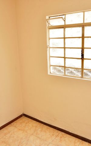 Casa à venda com 360m², 4 quartos e 1 vaga Casa à venda com 360m², 4 quartos e 1 vagaQuarto 3