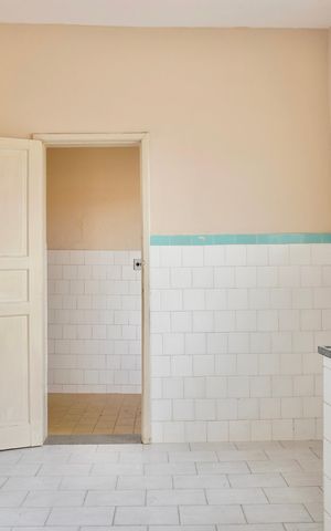 Casa à venda com 360m², 4 quartos e 1 vaga Casa à venda com 360m², 4 quartos e 1 vagaCozinha