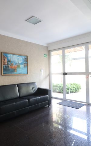 Apartamento para alugar com 73m², 2 quartos e 2 vagasHall social