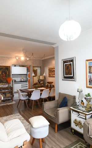 Apartamento à venda com 78m², 3 quartos e 1 vagaSala