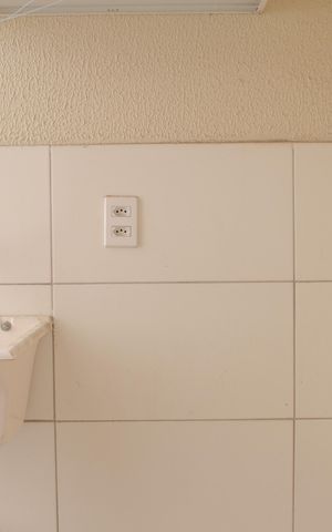 Casa de condomínio à venda com 52m², 2 quartos e 1 vaga Casa de condomínio à venda com 52m², 2 quartos e 1 vagaÁrea de Serviço