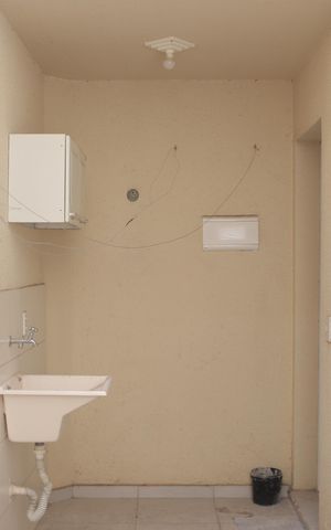 Casa de condomínio à venda com 52m², 2 quartos e 1 vaga Casa de condomínio à venda com 52m², 2 quartos e 1 vagaÁrea de Serviço