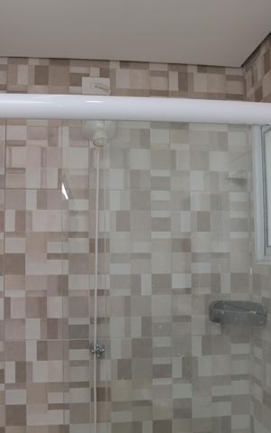 Casa de condomínio à venda com 52m², 2 quartos e 1 vaga Casa de condomínio à venda com 52m², 2 quartos e 1 vagaBanheiro