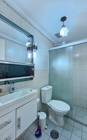 Apartamento à venda com 75m², 3 quartos e 1 vaga Apartamento à venda com 75m², 3 quartos e 1 vagaBanheiro 2