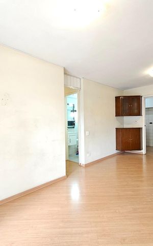 Apartamento à venda com 75m², 3 quartos e 1 vaga Apartamento à venda com 75m², 3 quartos e 1 vagaSala
