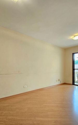 Apartamento à venda com 75m², 3 quartos e 1 vaga Apartamento à venda com 75m², 3 quartos e 1 vagaSala