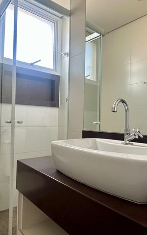 Apartamento à venda com 160m², 3 quartos e 3 vagas Apartamento à venda com 160m², 3 quartos e 3 vagasBanheiro Social 1
