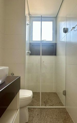 Apartamento à venda com 160m², 3 quartos e 3 vagas Apartamento à venda com 160m², 3 quartos e 3 vagasBanheiro da Suíte