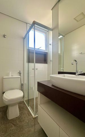 Apartamento à venda com 160m², 3 quartos e 3 vagas Apartamento à venda com 160m², 3 quartos e 3 vagasBanheiro Social 1