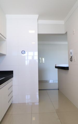 Apartamento para alugar com 73m², 2 quartos e 2 vagasCozinha