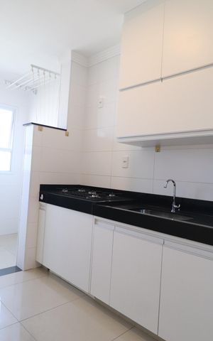 Apartamento para alugar com 73m², 2 quartos e 2 vagasCozinha