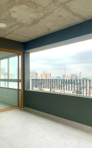 Apartamento à venda com 106m², 2 quartos e 2 vagas Apartamento à venda com 106m², 2 quartos e 2 vagasVaranda