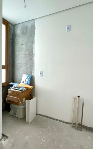 Apartamento à venda com 106m², 2 quartos e 2 vagas Apartamento à venda com 106m², 2 quartos e 2 vagasBanheiro da Suíte 1