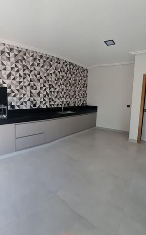 Casa para alugar com 398m², 3 quartos e 5 vagas