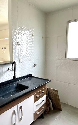 Apartamento à venda com 47m², 2 quartos e 1 vaga Apartamento à venda com 47m², 2 quartos e 1 vagaCozinha e Área de Serviço