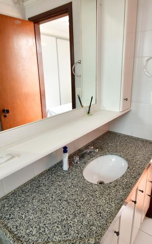 Apartamento à venda com 78m², 2 quartos e 2 vagasBanheiro