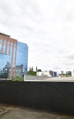 Apartamento à venda com 78m², 2 quartos e 2 vagasÁrea de Serviço - Vista